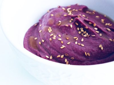 Hummus de zanahoria morada